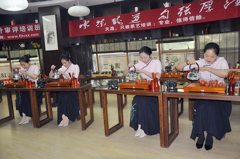【精选推荐】茶艺师培训机构十大品牌排名网友推荐TOP10